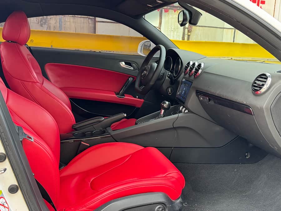 Audi TT 2012 image de voiture #13