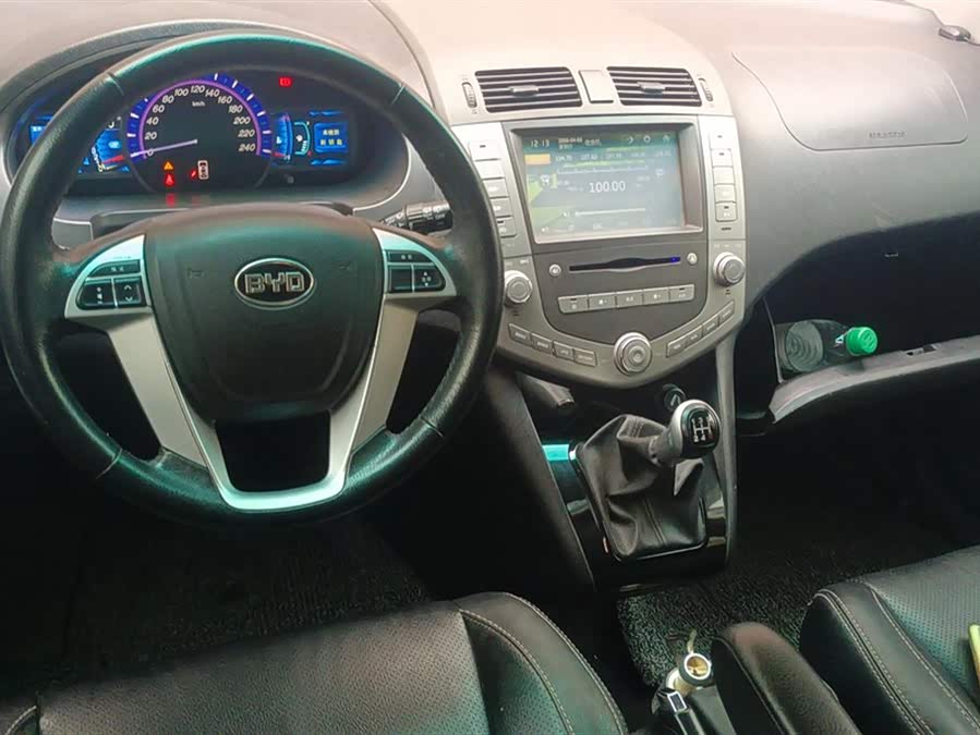 BYD S6 2013 #13 BYD S6 2013 car image #13