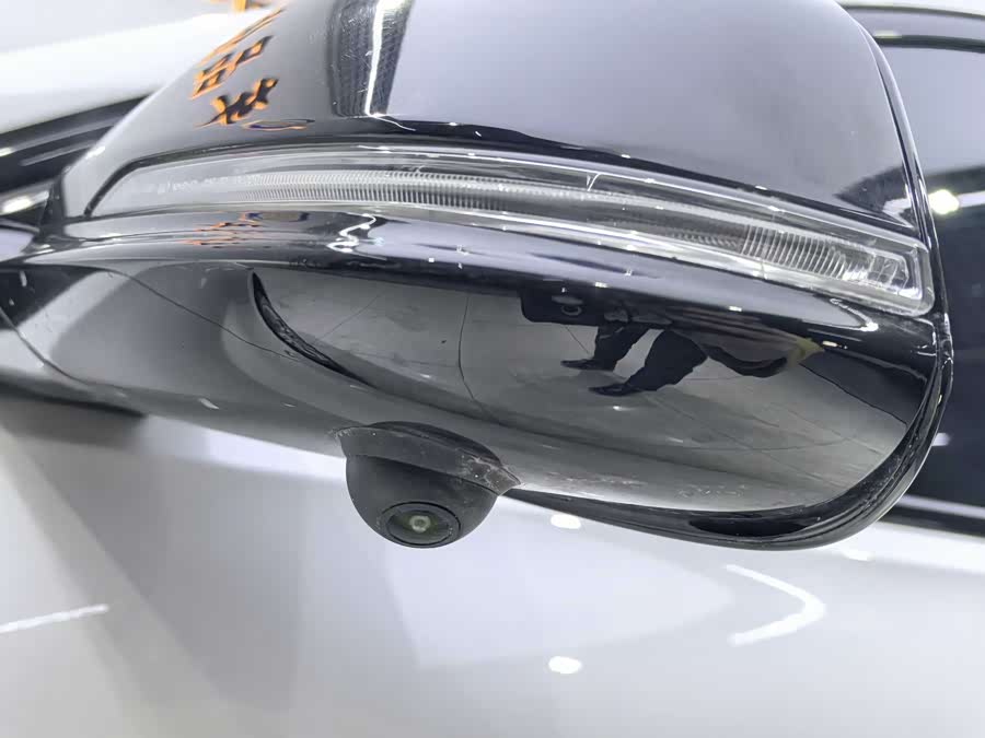 BMW 1 Series 2023 صورة سيارة #13