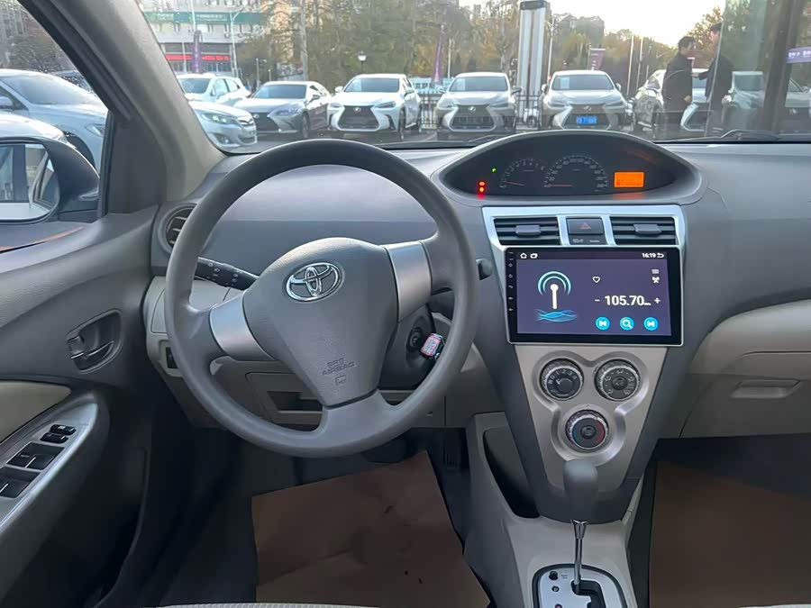 Toyota Vios 2012 car image #13