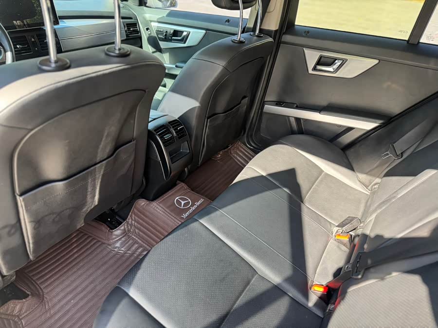 Mercedes-Benz GLK Class (Imported) 2011 car image #13