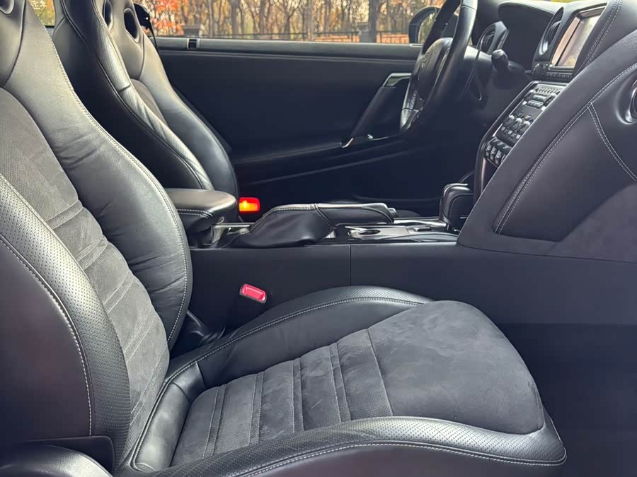 日产 日产GT-R 2016 汽车图片 #13