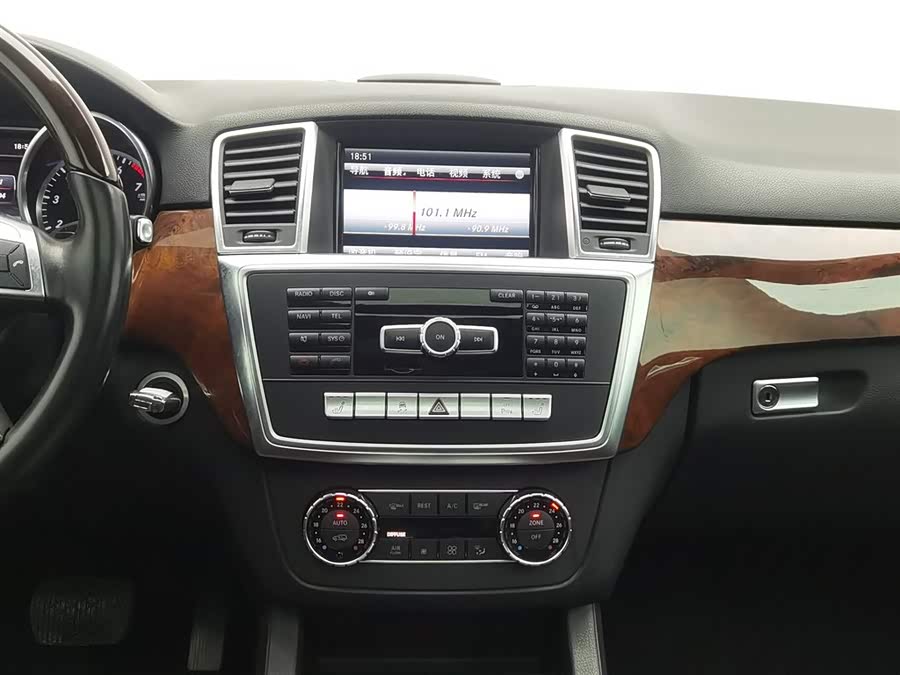 Mercedes-Benz M Class 2013 #13 Mercedes-Benz M Class 2013 car image #13