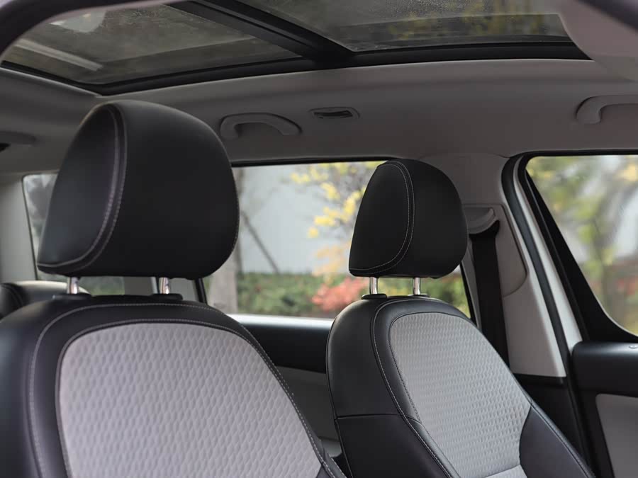 Skoda Yeti 2016 car image #13