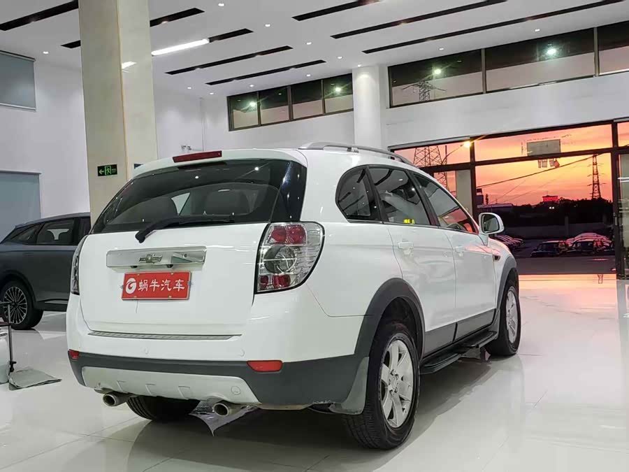Chevrolet Captiva 2013 imagen de coche #13