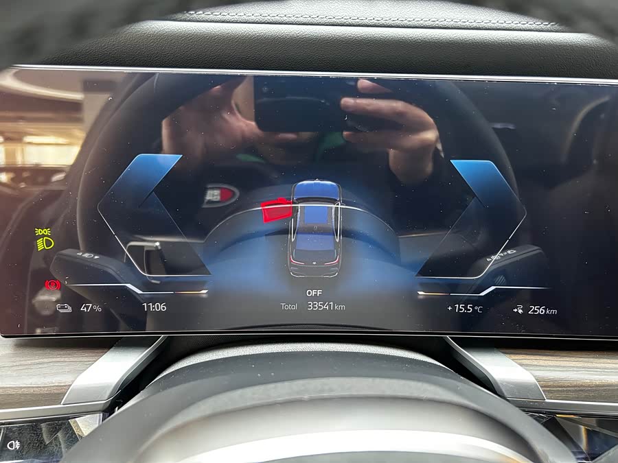 BMW i7 2023 صورة سيارة #13
