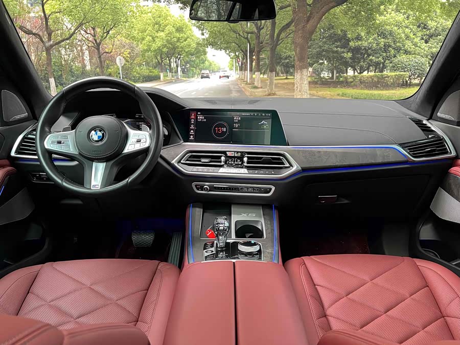 BMW X5 2022 car image #13