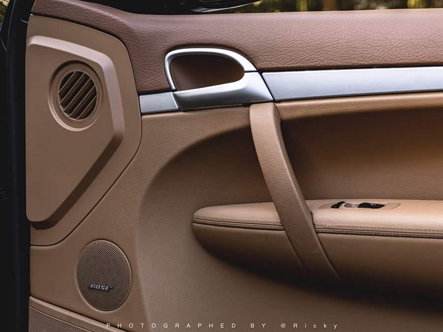 2010 #13 2010 car image #13