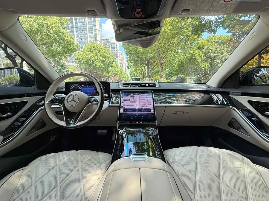 Mercedes-Benz Maybach S Class 2021 car image #13