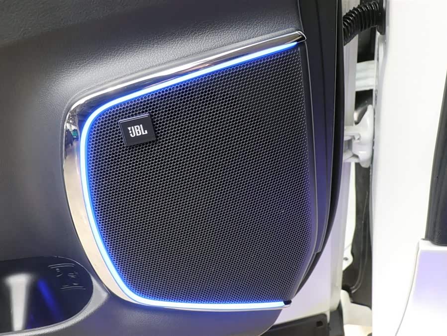 Toyota Vellfire 2023 #13 Toyota Vellfire 2023 صورة سيارة #13