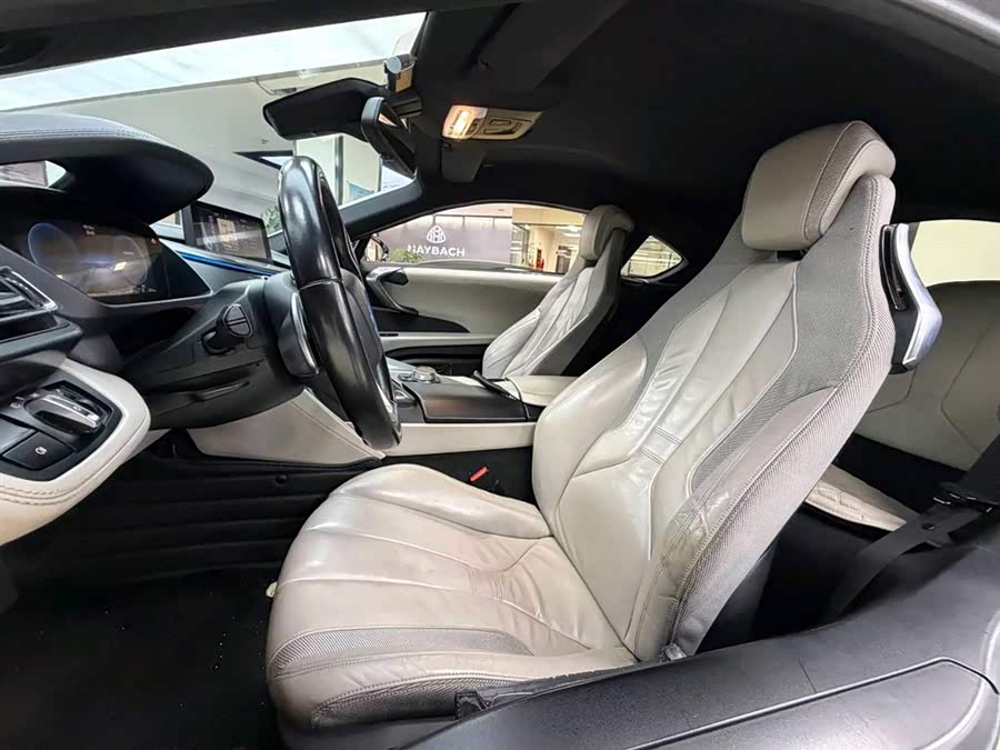 BMW i8 2015 صورة سيارة #13