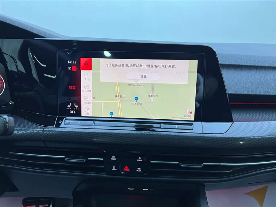 Volkswagen GolfGTI 2025 car image #13