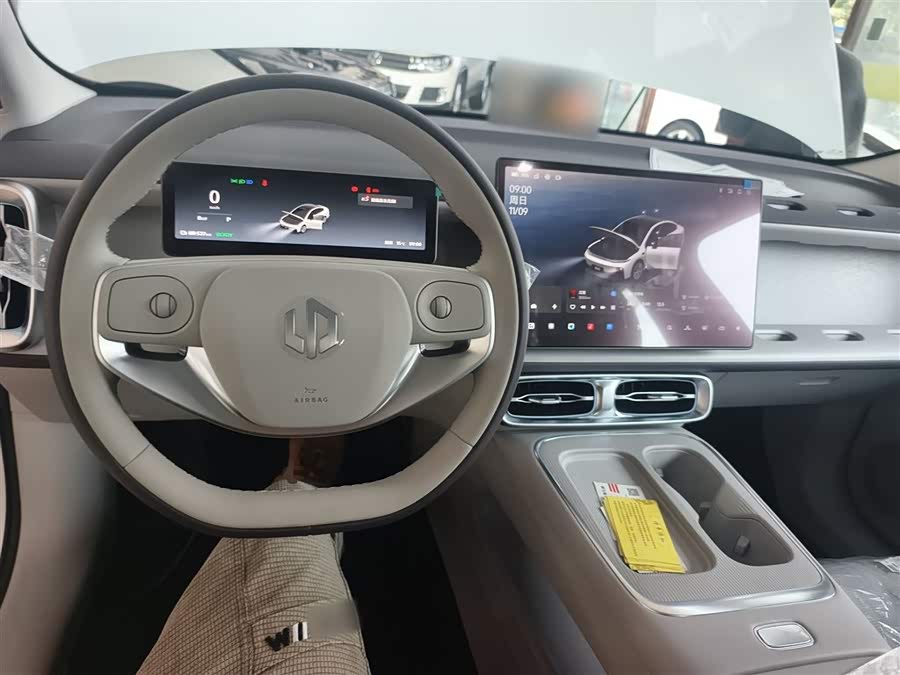 零跑汽车 零跑B01 2025 汽车图片 #13