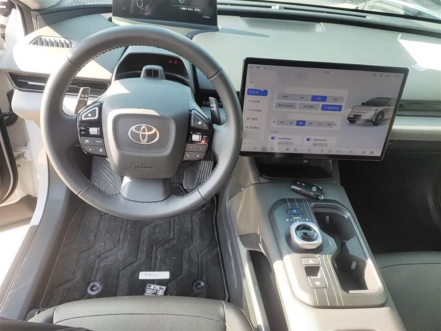 Toyota bZ5 2025 car image #13