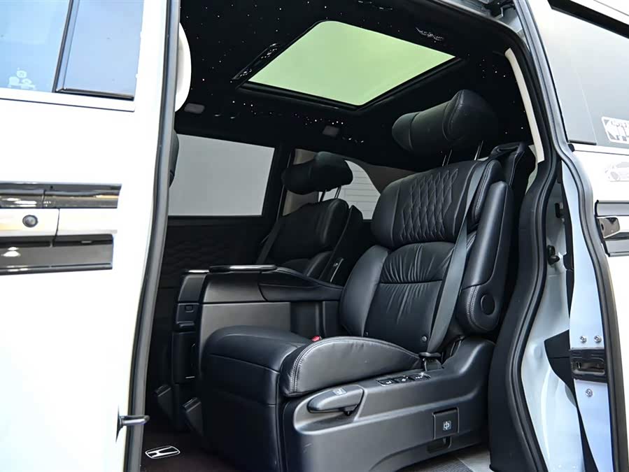 Honda Elysion 2023 car image #13