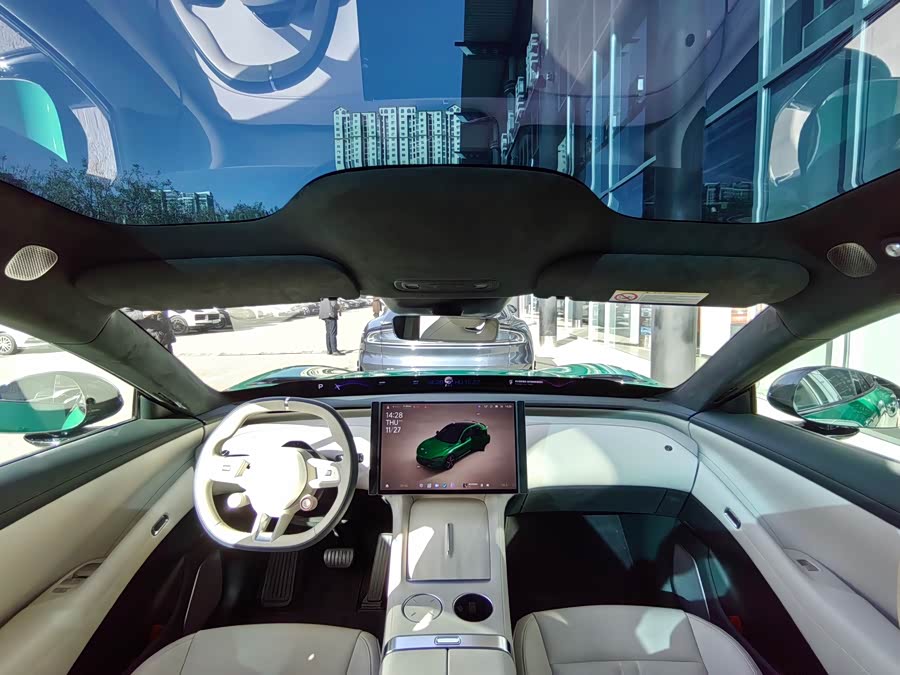 MI YU7 2025 car image #13