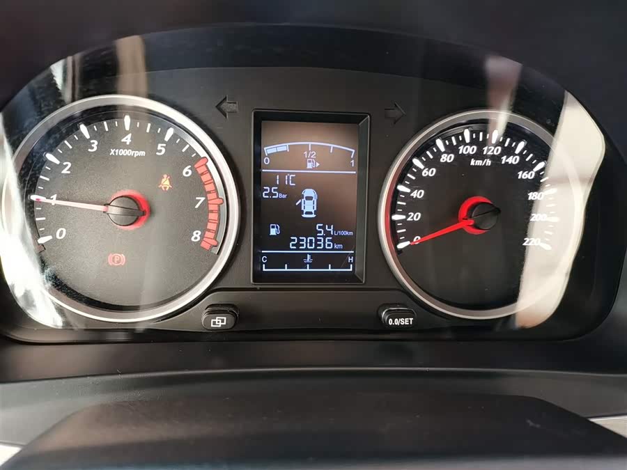 Forthing T5 2021 #13 Forthing T5 2021 immagine di auto #13