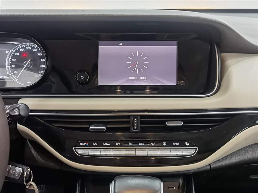GAC Trumpchi M6 2019 car image #13