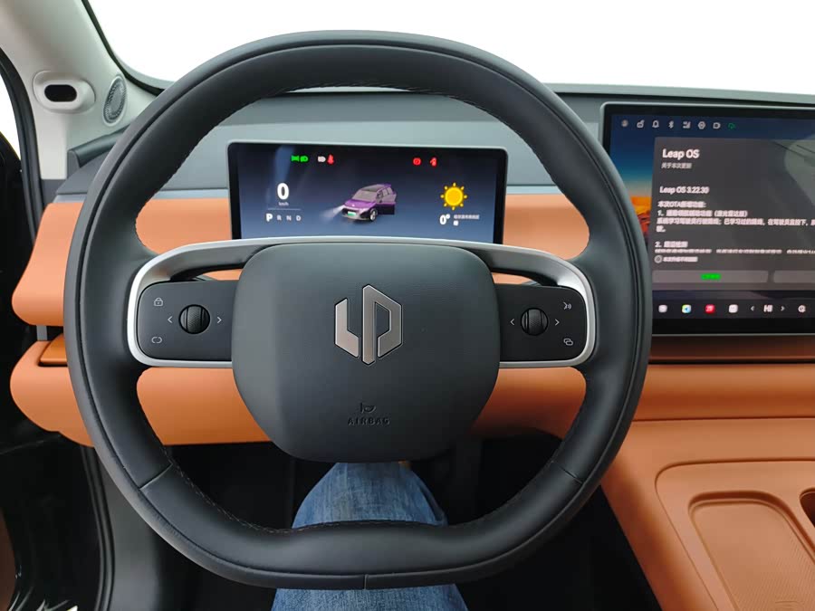 零跑汽车 零跑C16 2024 汽车图片 #13