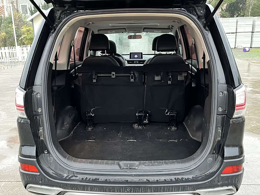 Forthing JOYEAR X6 2017 #13 Forthing JOYEAR X6 2017 car image #13