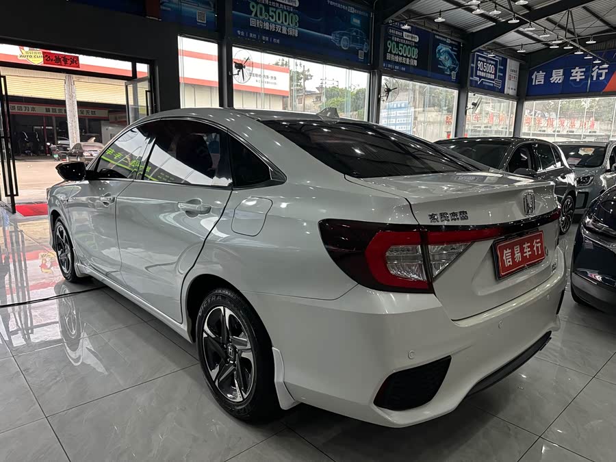 Honda Envix 2020 car image #13