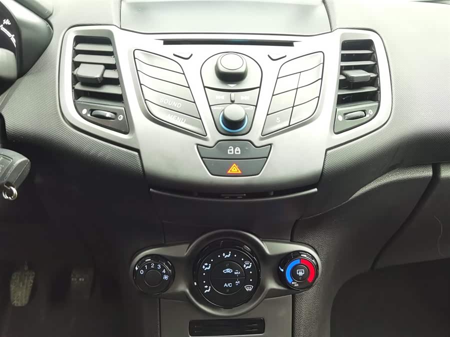 Ford Fiesta 2014 صورة سيارة #13