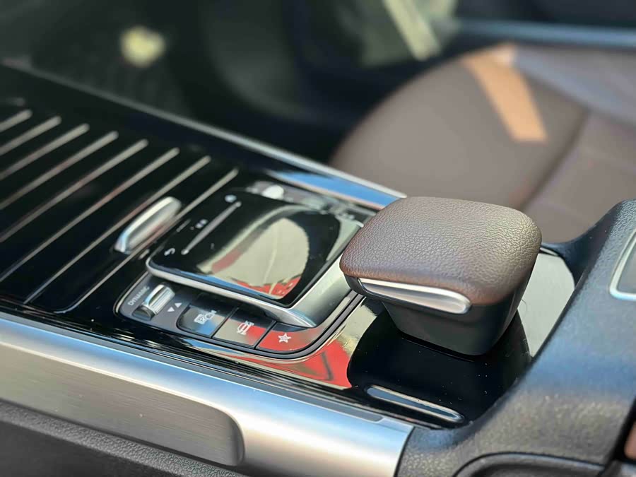 Mercedes-Benz GLB Class 2022 #13 Mercedes-Benz GLB Class 2022 car image #13