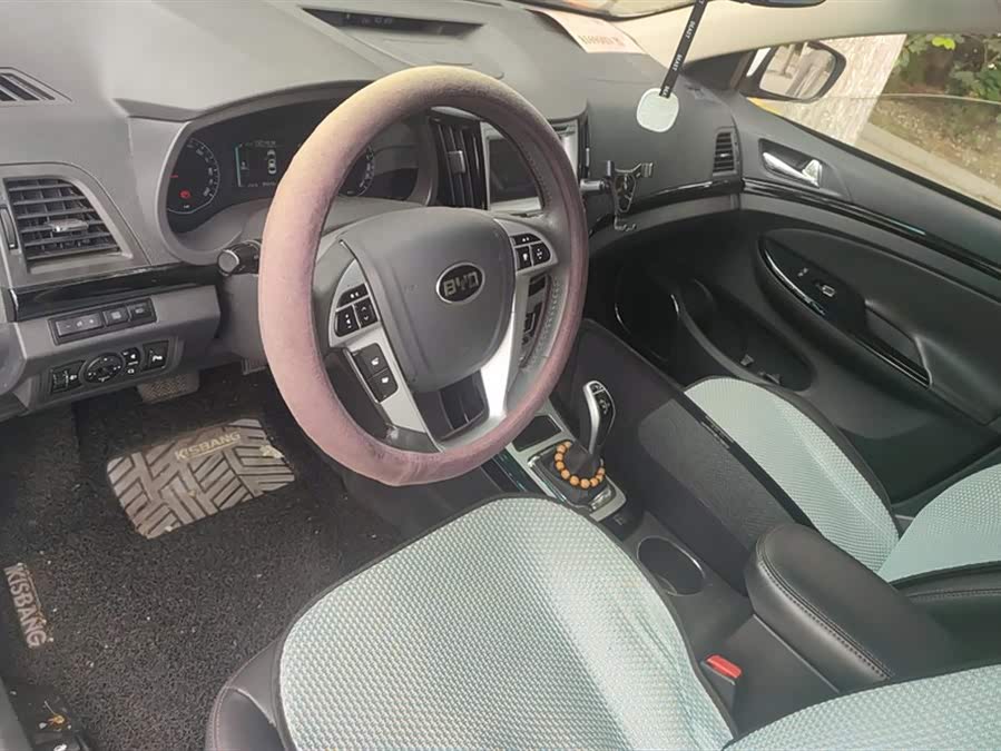 BYD e5 2016 #13 BYD e5 2016 car image #13