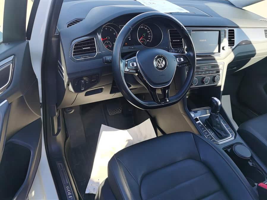 大众 高尔夫·嘉旅 2016 汽车图片 #13