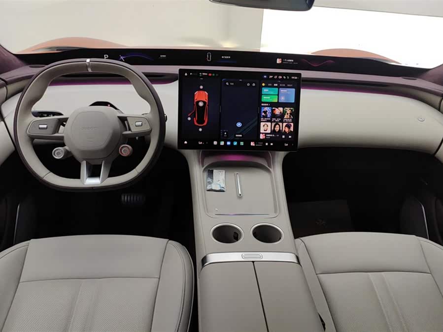 MI YU7 2025 #13 MI YU7 2025 car image #13