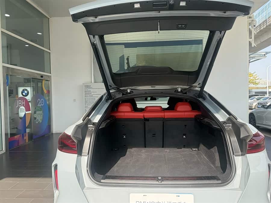 BMW X6 M 2024 #13 BMW X6 M 2024 car image #13