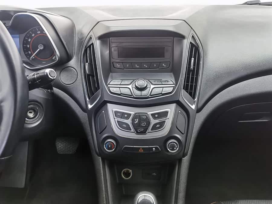 奇瑞 艾瑞泽5 2016 汽车图片 #13