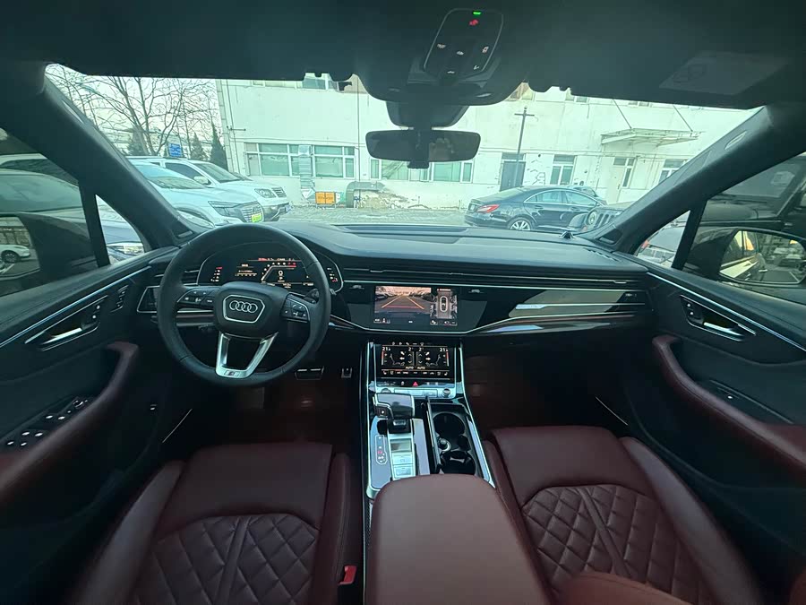 Audi SQ7 2024 #13 Audi SQ7 2024 car image #13