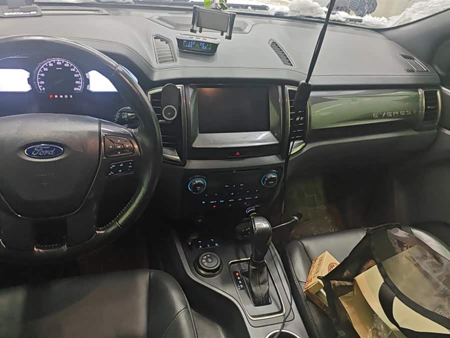 Ford Everest 2016 car image #13