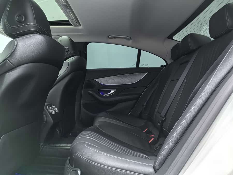 Mercedes-Benz CLS Class 2019 car image #13