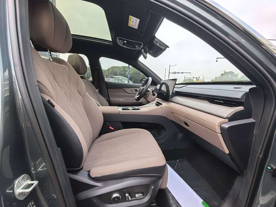 Chery Tiggo 8 Plus 2024 image de voiture #13