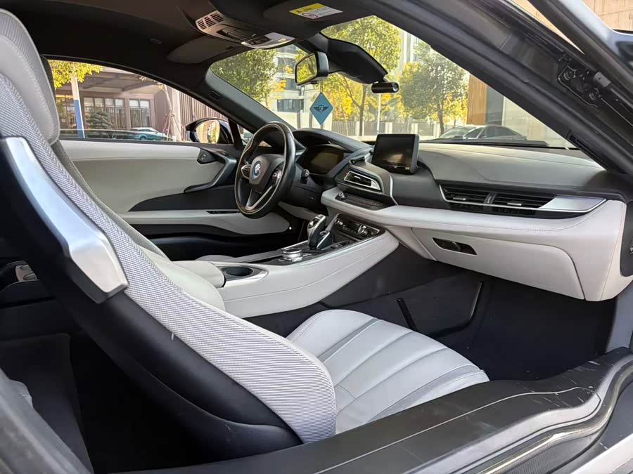 BMW i8 2018 #13 BMW i8 2018 car image #13