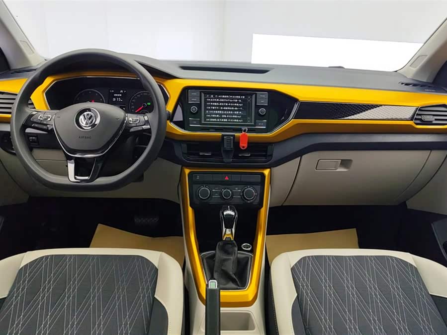 Volkswagen T-Cross 2019 car image #13