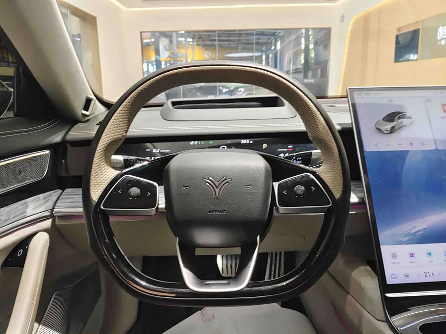 哪吒汽车 哪吒S 2023 汽车图片 #13