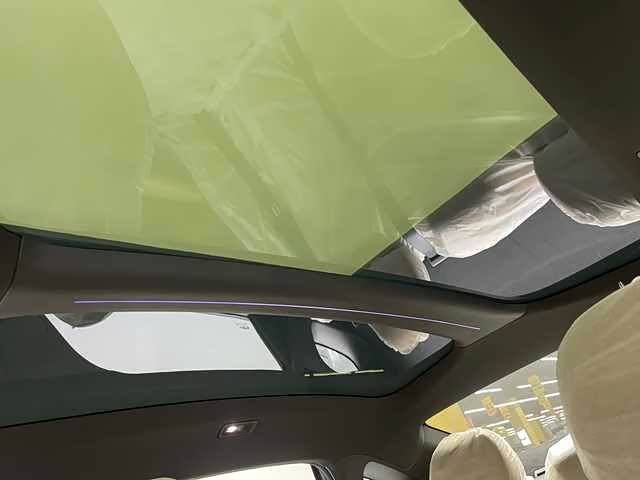 GEELY 2025 car image #13