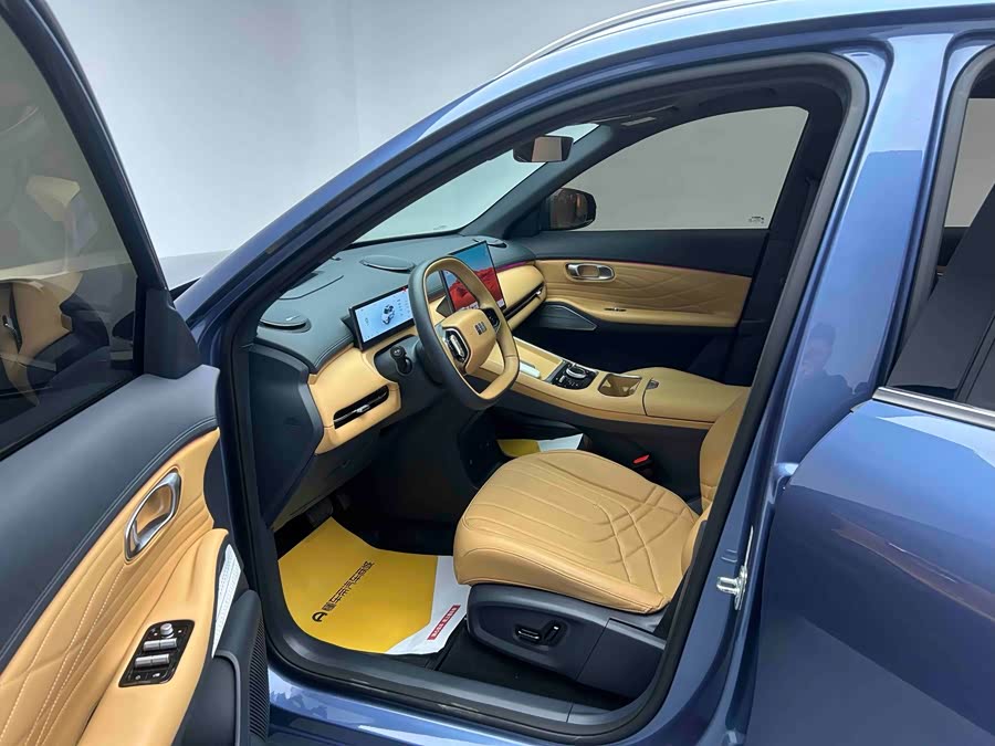 GEELY 2024 car image #13