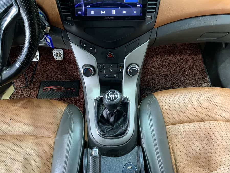 Chevrolet Cruze 2012 изображение автомобиля #13