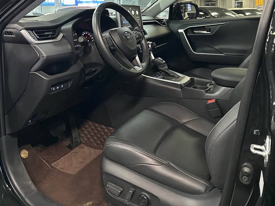 Kia Wildlander 2022 car image #13