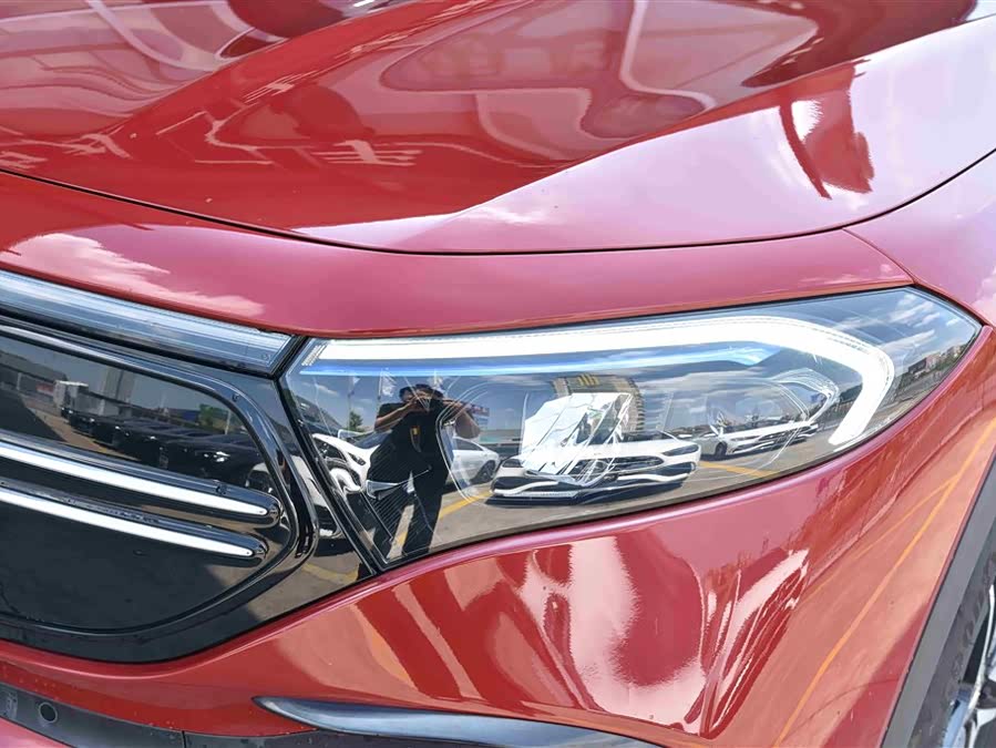 Mercedes-Benz EQB Class 2025 car image #13