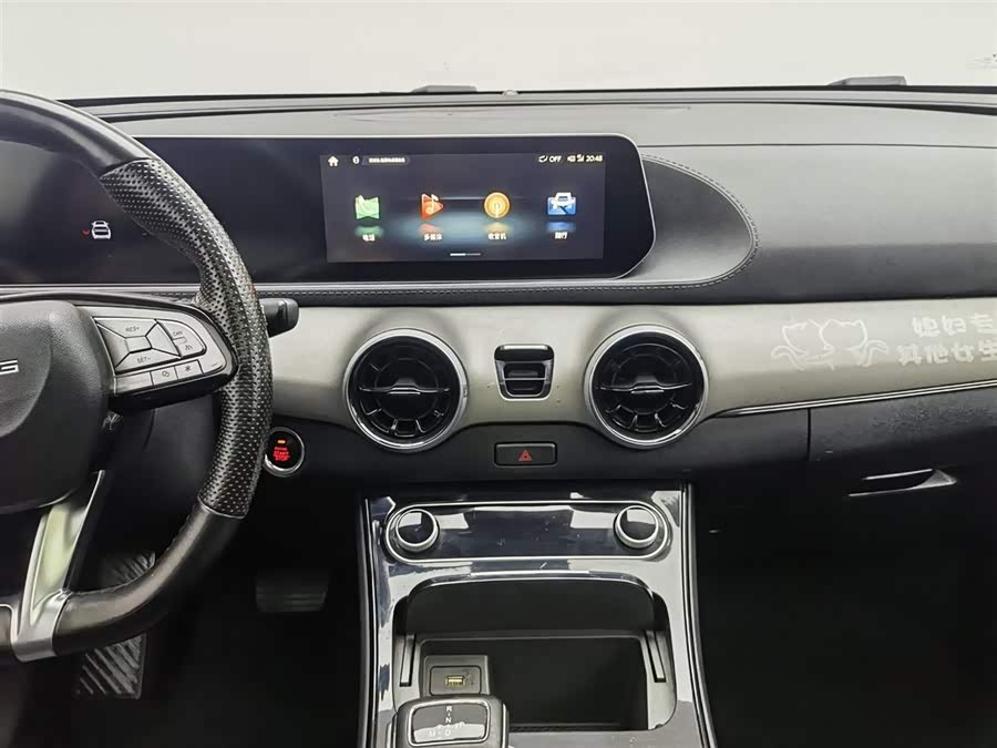 Forthing T5 EVO 2020 car image #13