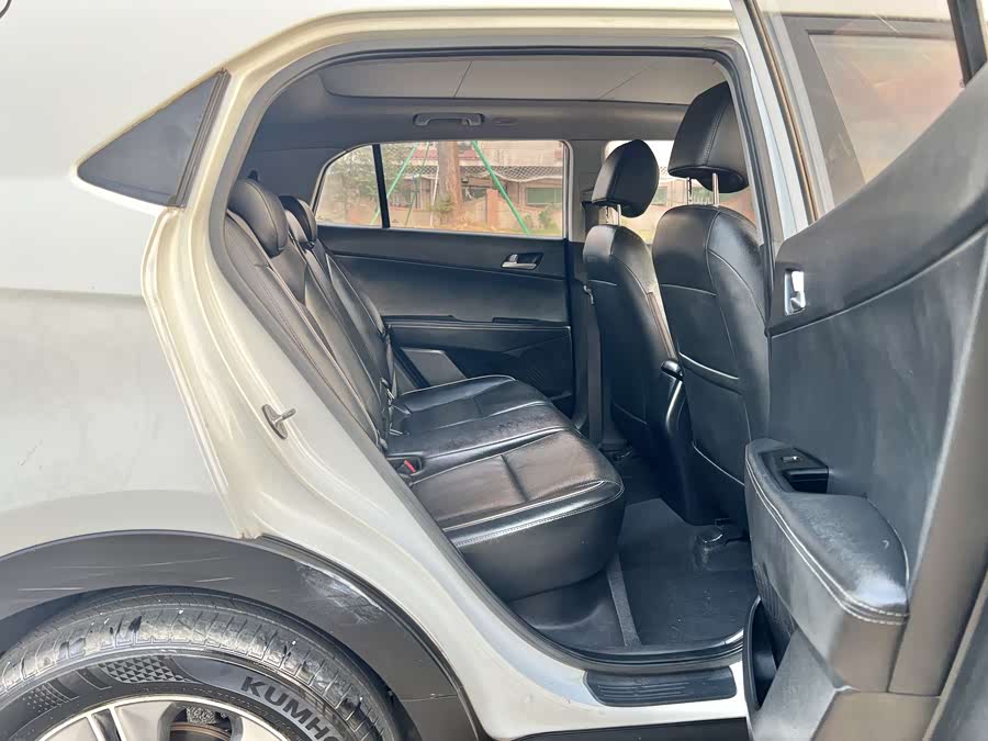 Hyundai ix25 2015 car image #13