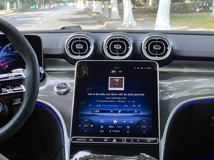 Mercedes-Benz CLE AMG 2025 #13 Mercedes-Benz CLE AMG 2025 car image #13