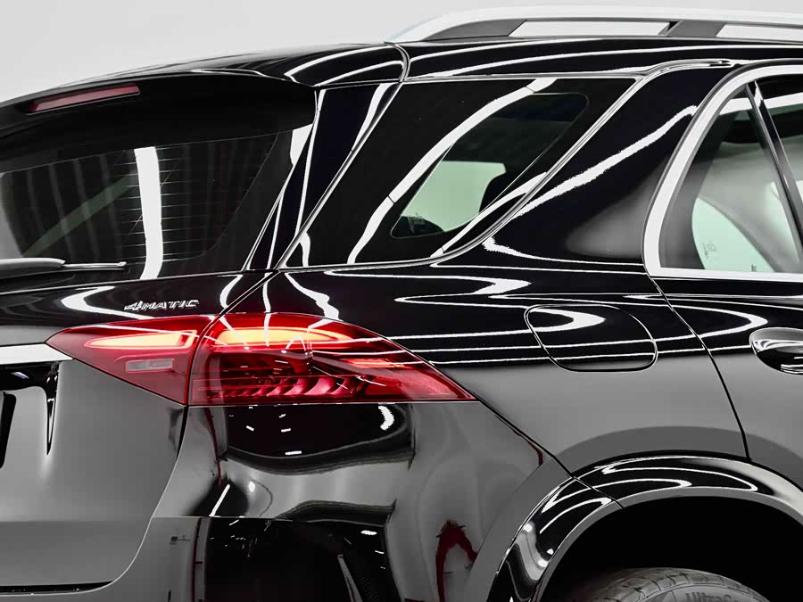 Mercedes-Benz GLE Class New Energy 2023 car image #13