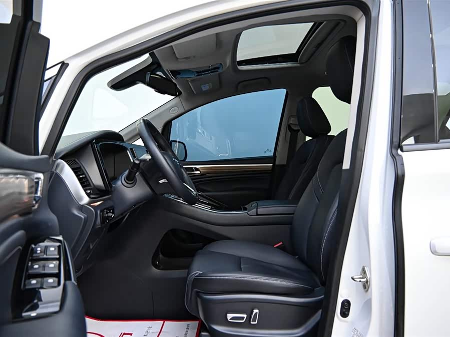 GAC Trumpchi M8 2022 #13 GAC Trumpchi M8 2022 car image #13