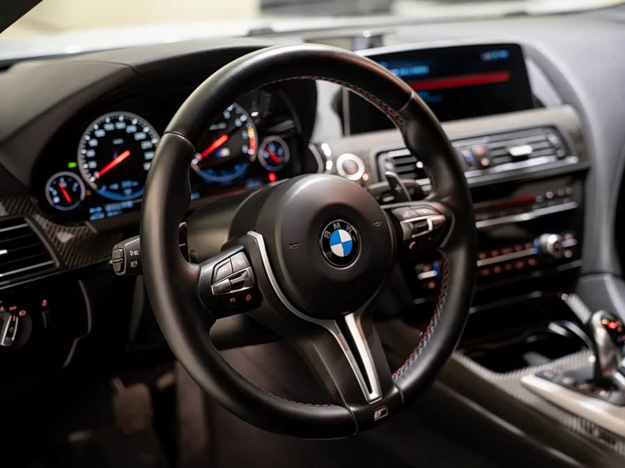 BMW M6 2019 image de voiture #13